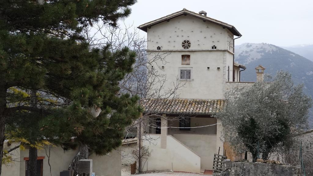 Valle Del Belvedere Spoleto Bagian luar foto
